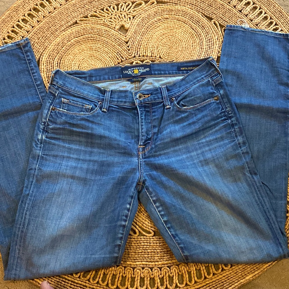 Lucky Brand Sofia Straight Jeans 🍀